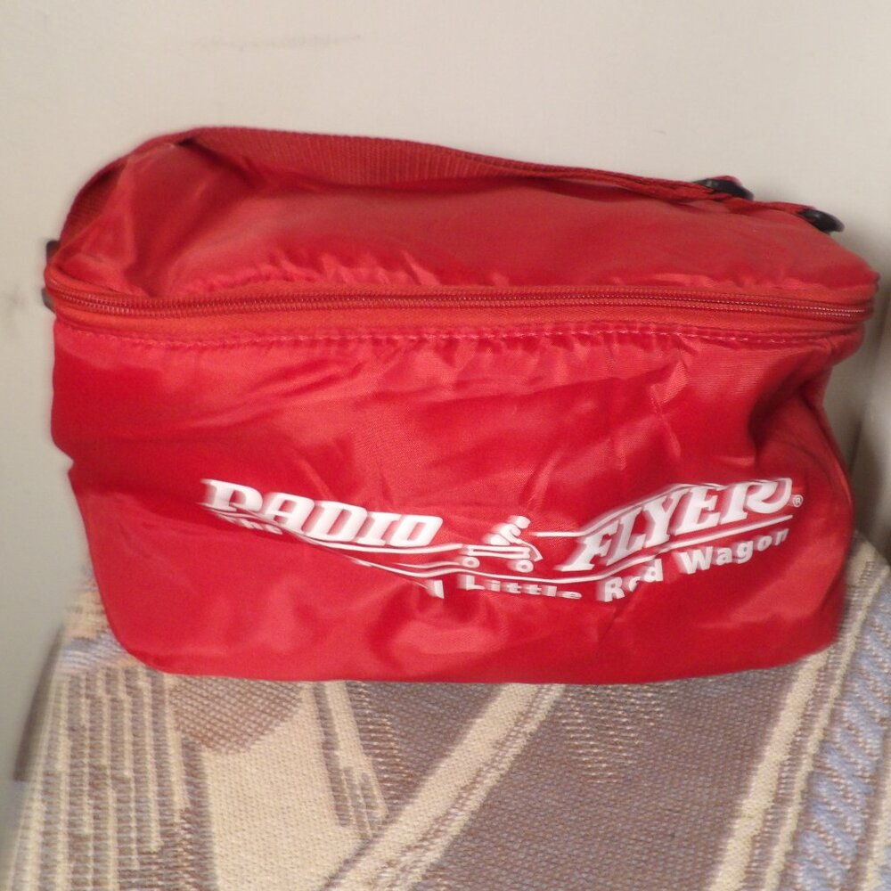 Radio Flyer Insulated 6 Pack Tote
